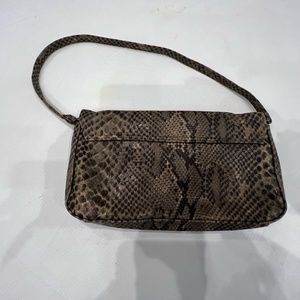 SNAKE PRINT SHOULDER BAG